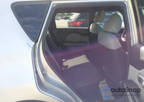 2015 Kia Soul + from USA, damaged, VIN KNDJP3A59F7765008